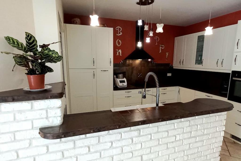 Villa 140 M² Hab. Avec Piscine Καστρ Εξωτερικό φωτογραφία